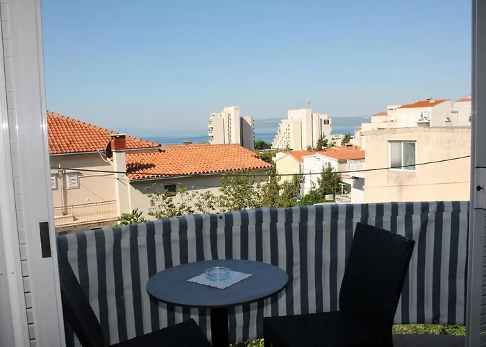 With Parking Space - 21911 Makarska