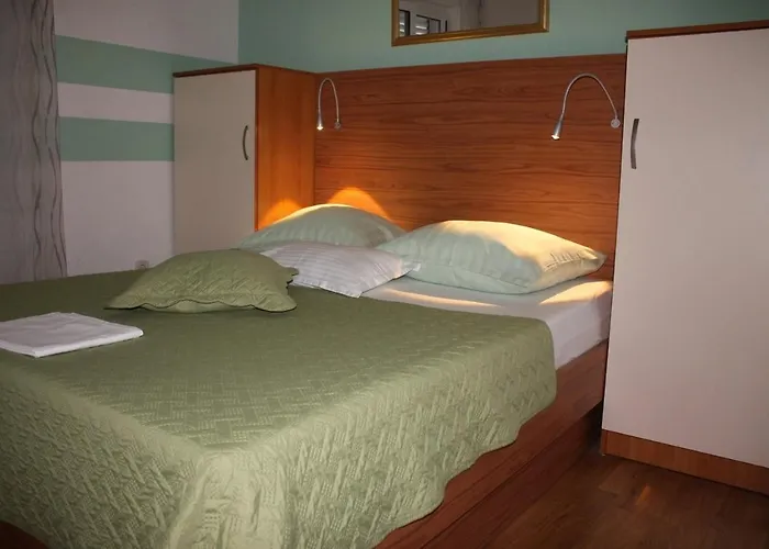 With Parking Space - 21911 Apartman