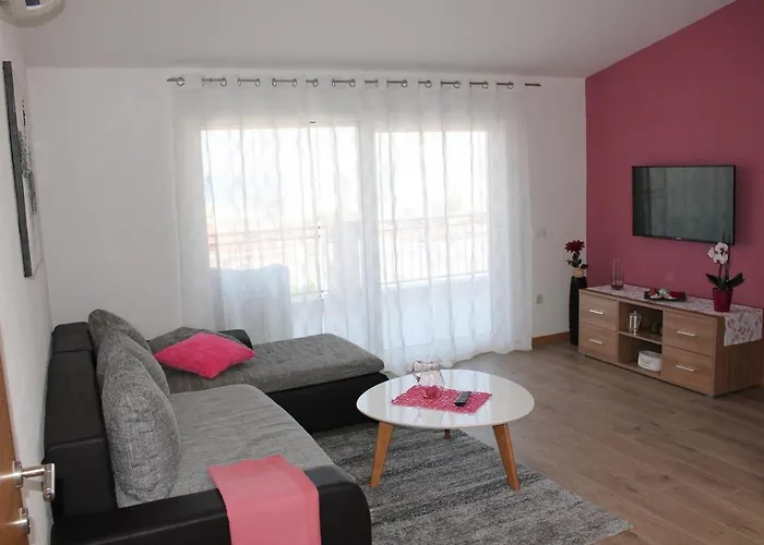 Daire With Parking Space - 21911 Makarska